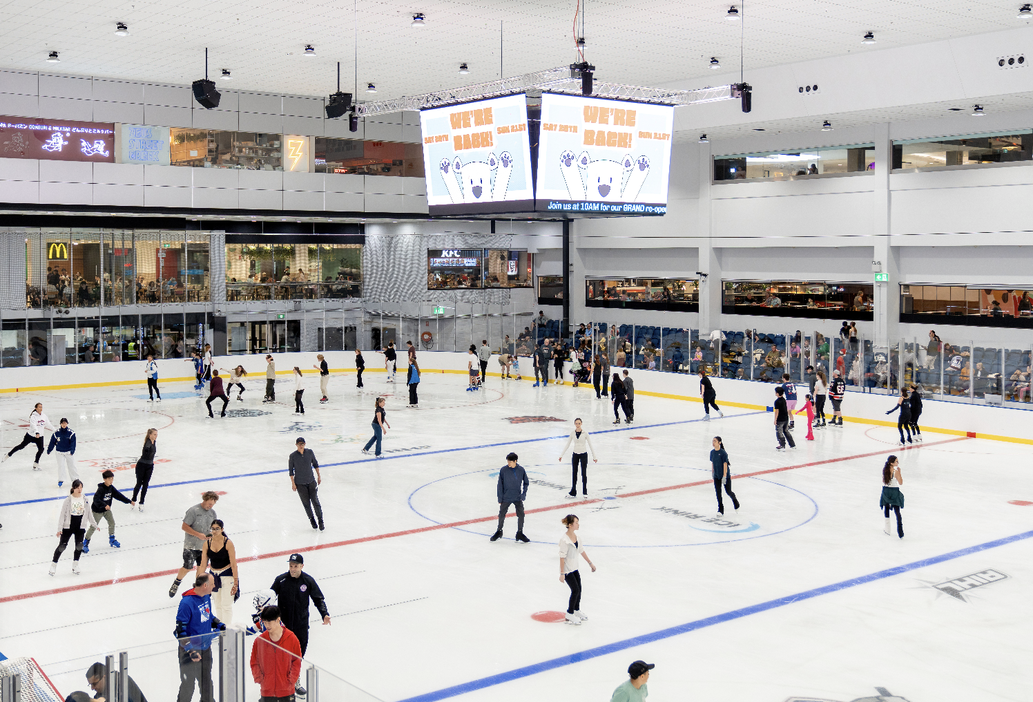 Children skating at Macquarie Ice Rink