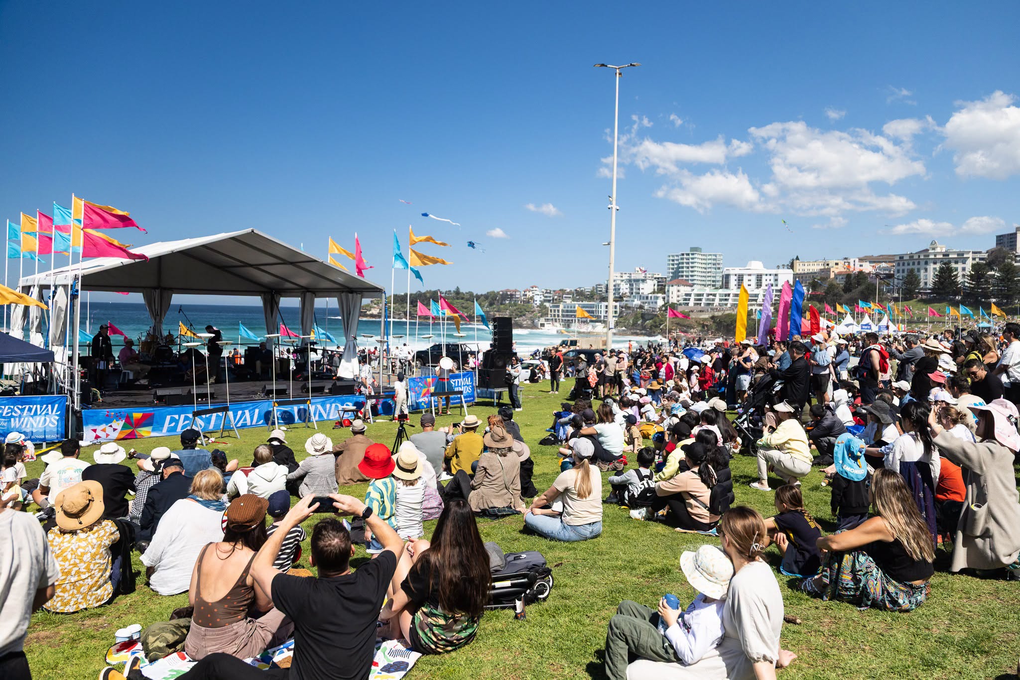 Colourful kites and crowds at Bondi Festival of the Winds
