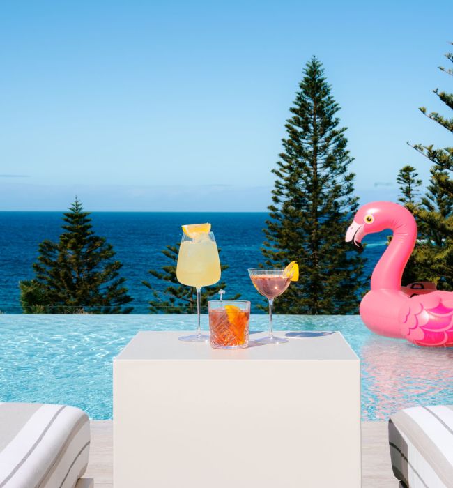 Pool and cabanas at InterContinental Sydney Coogee Beach